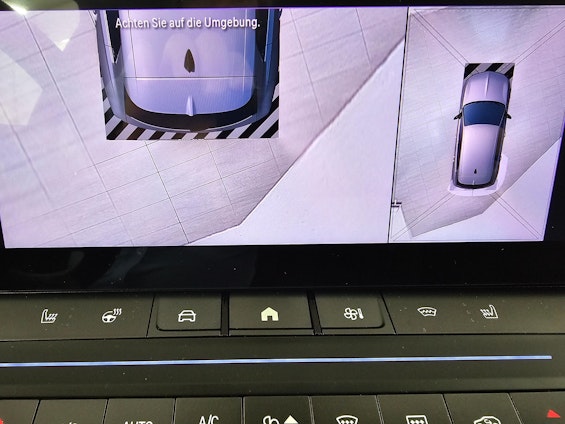 Vehicle image 11 Vehicle image 11