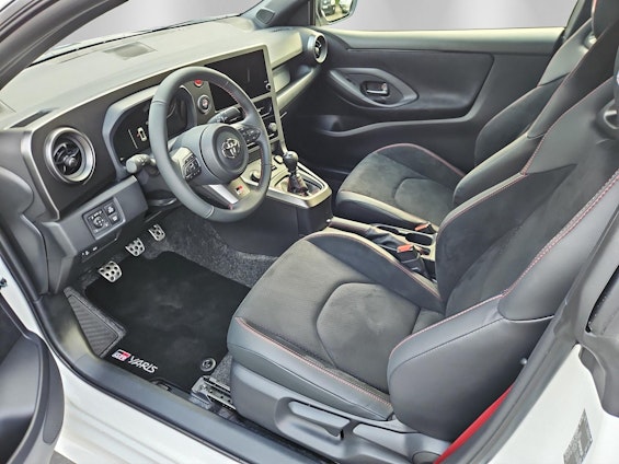 Vehicle image 11 Vehicle image 11