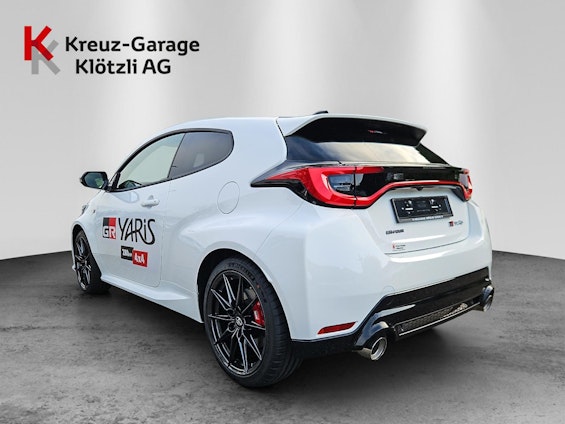 Vehicle image 4 Vehicle image 4