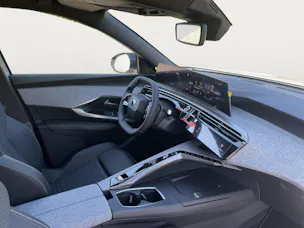 Peugeot 3008 1.2 Hybrid Allure