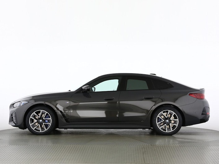 Vehicle image BMW i4