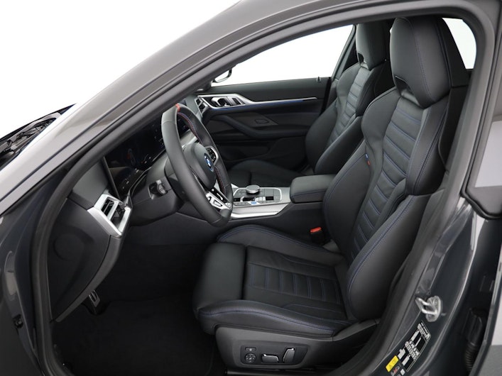 Vehicle image BMW i4