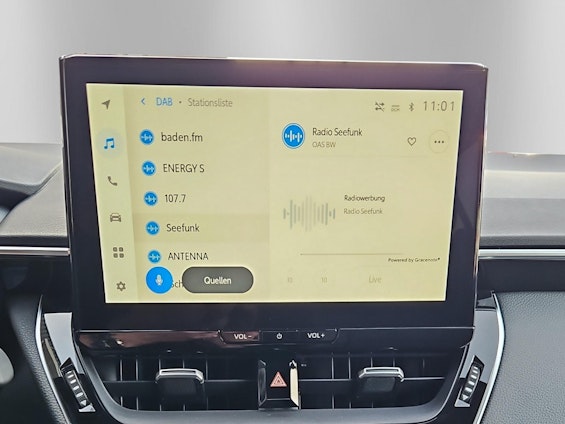 Vehicle image 15 Vehicle image 15