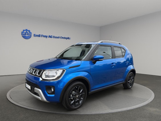 First vehicle image