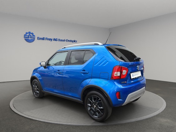 Vehicle image 6