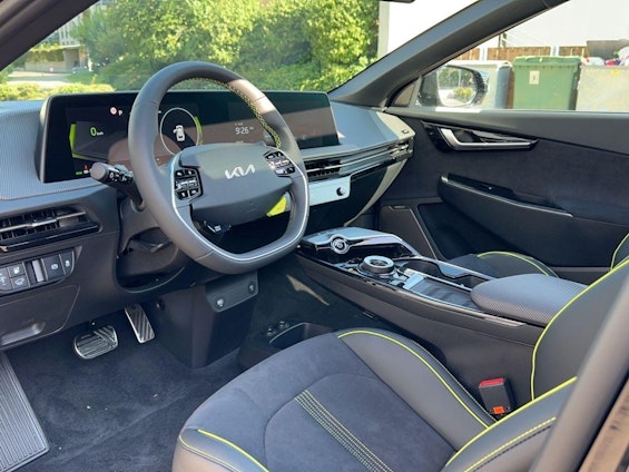 Vehicle image 20 Vehicle image 20