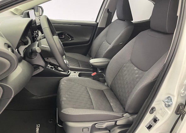 Vehicle image 8 Vehicle image 8