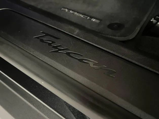 Porsche Taycan Sport Turismo