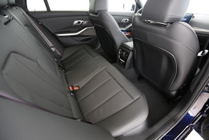 Vehicle image BMW 330i xDrive Touring