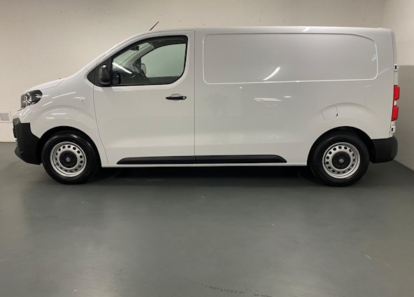 Vehicle image 2 Vehicle image 2