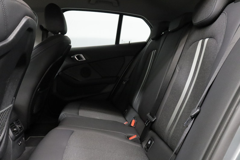 Vehicle image BMW 1 SERIES