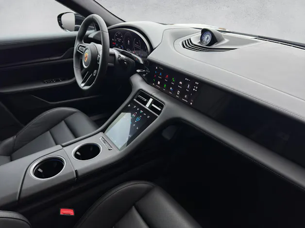Porsche Taycan 4S Cross Turismo
