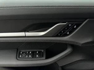 Porsche Taycan 4S Cross Turismo