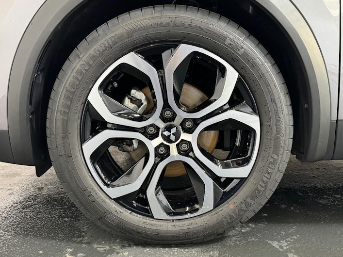 Vehicle image MITSUBISHI ASX