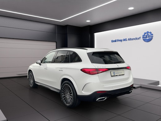 MERCEDES-BENZ GLC 200 AMG Line 4matic 3