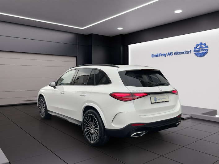 Vehicle image MERCEDES-BENZ GLC 200