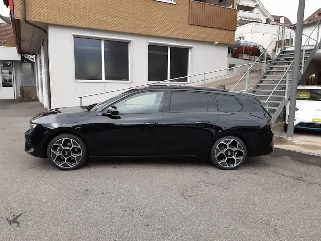 Opel Astra Sports Tourer 1.2 T 130 Swiss Plus