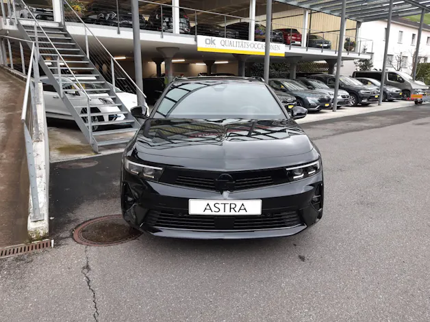 Opel Astra Sports Tourer 1.2 T 130 Swiss Plus
