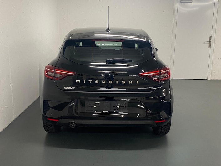 Vehicle image MITSUBISHI COLT