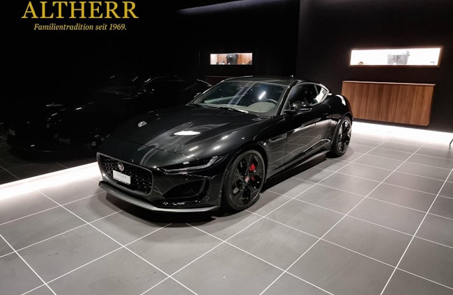 First vehicle image First vehicle image