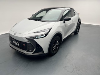 Vehicle image TOYOTA C-HR