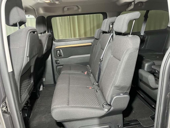 Vehicle image 10 Vehicle image 10