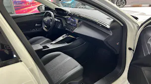 Peugeot 308 SW 1.5 BlueHDi Allure Pack CH-Fahrzeug
