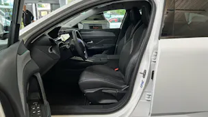 Peugeot 308 SW 1.5 BlueHDi Allure Pack CH-Fahrzeug