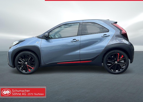 Vehicle image 12 Vehicle image 12