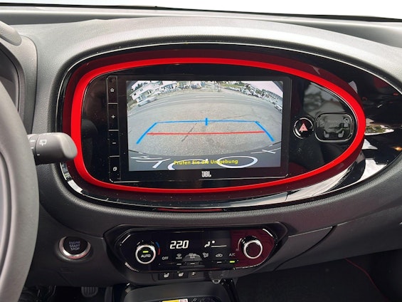 Vehicle image 21 Vehicle image 21