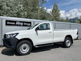 First vehicle image