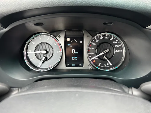 Toyota Hilux Double Cab-Pick-up 2.8 D-4D 204 Style MHEV