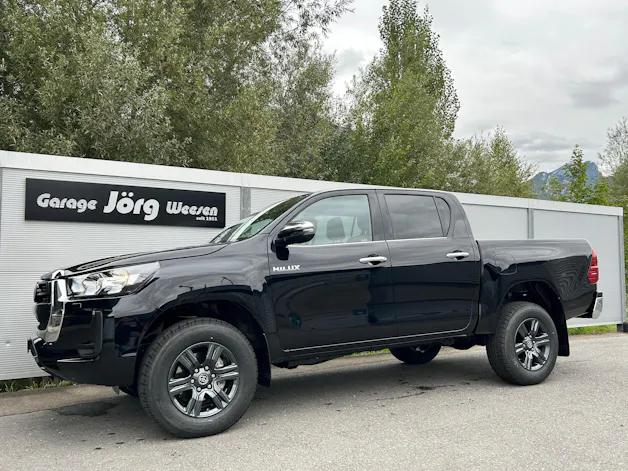 Toyota Hilux Double Cab-Pick-up 2.8 D-4D 204 Style MHEV