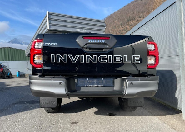 Vehicle image 4 Vehicle image 4