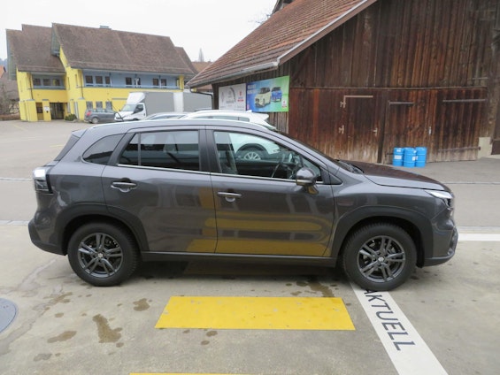 Vehicle image 8