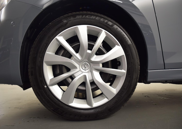 Vehicle image OPEL CORSA