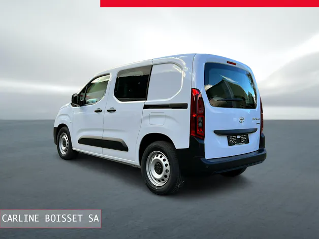 Toyota PROACE CITY Van L1 52KWh Active Medium