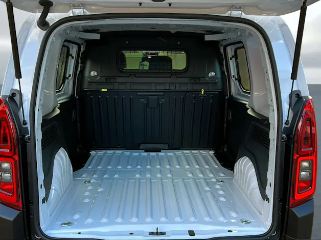 Toyota PROACE CITY Van L1 52KWh Active Medium
