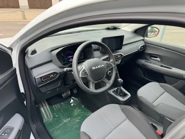 Dacia Jogger 1.6 Hybrid Extreme 7P