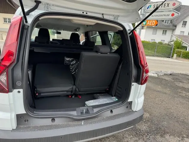 Dacia Jogger 1.6 Hybrid Extreme 7P