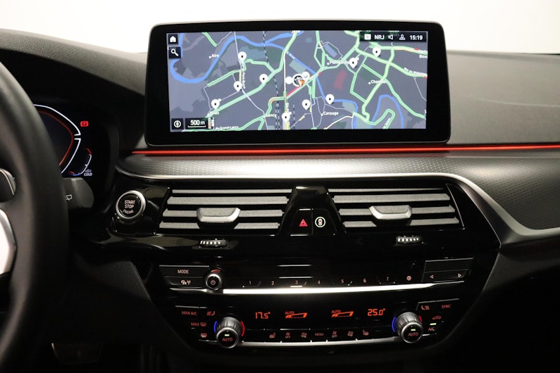 Vehicle image BMW 5 SERIES