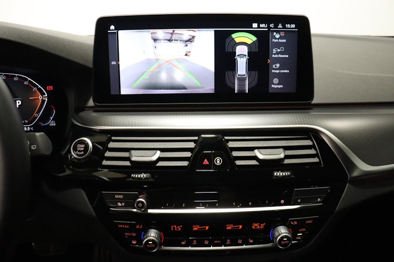 Vehicle image BMW 5 SERIES