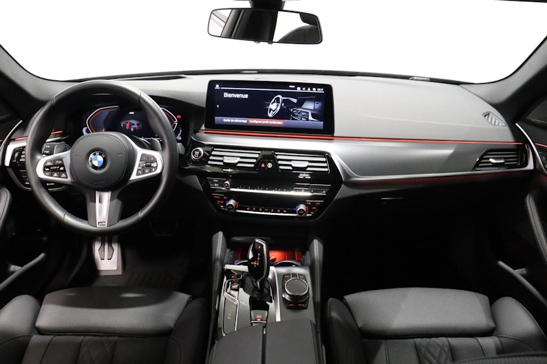 Vehicle image BMW 5 SERIES