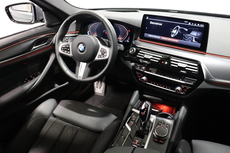 Vehicle image BMW 5 SERIES