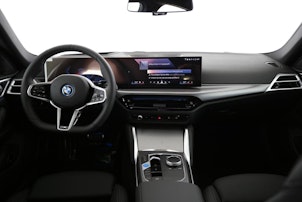 Vehicle image BMW i5 eDrive40