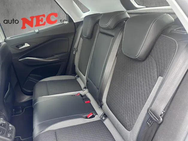Opel Grandland X 1.2 T Ultimate