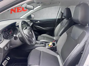 Opel Grandland X 1.2 T Ultimate