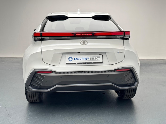 Vehicle image TOYOTA C-HR