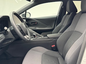 Vehicle image TOYOTA C-HR 2.0 HEV Trend 4x4