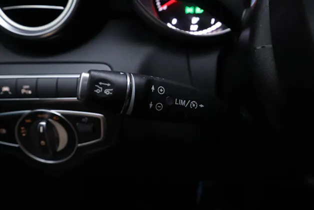 Mercedes-Benz C 300 AMG Line Kombi